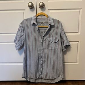 Short sleeve button down shirt